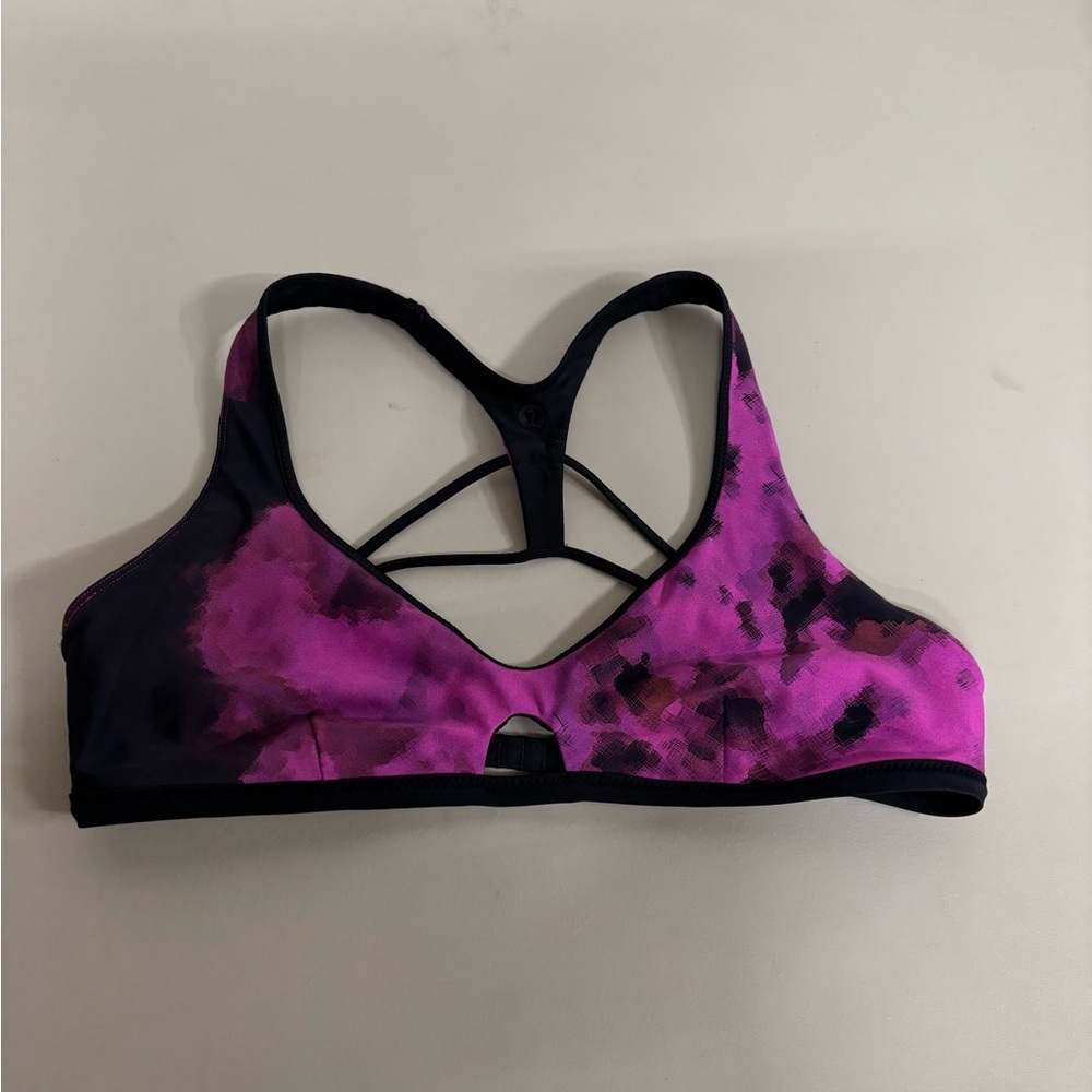 ☘️ Lululemon Purple and Black Sports Bra Size 10